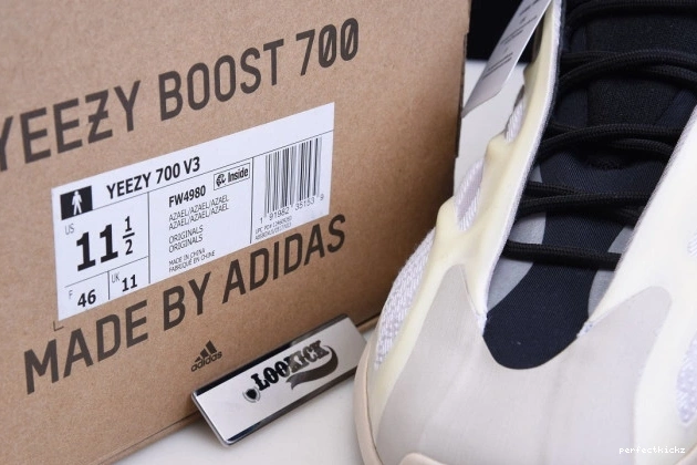 FW4980 Adidas V3 Azael Yeezy Boost 700 0814